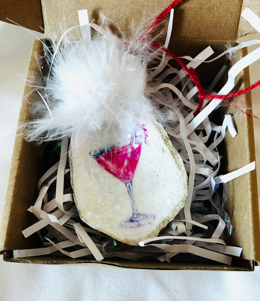 Martini oyster shell ornament ✨sparkle and feathery