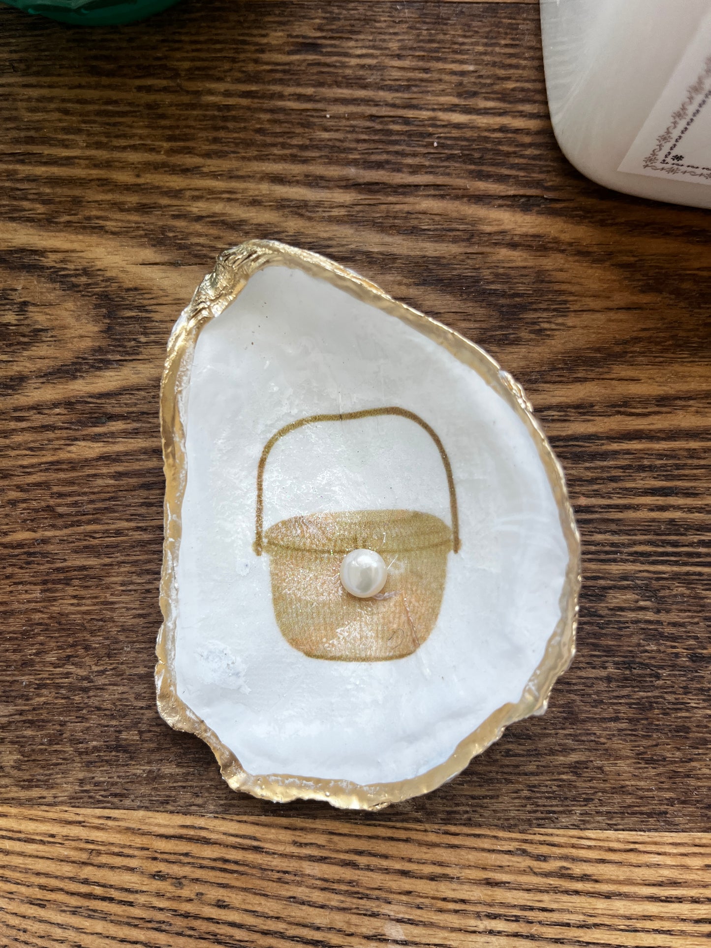 Nantucket Basket Oyster Shell Trinket Dish with Pearl Accent | Gold Gilded Coastal Decor