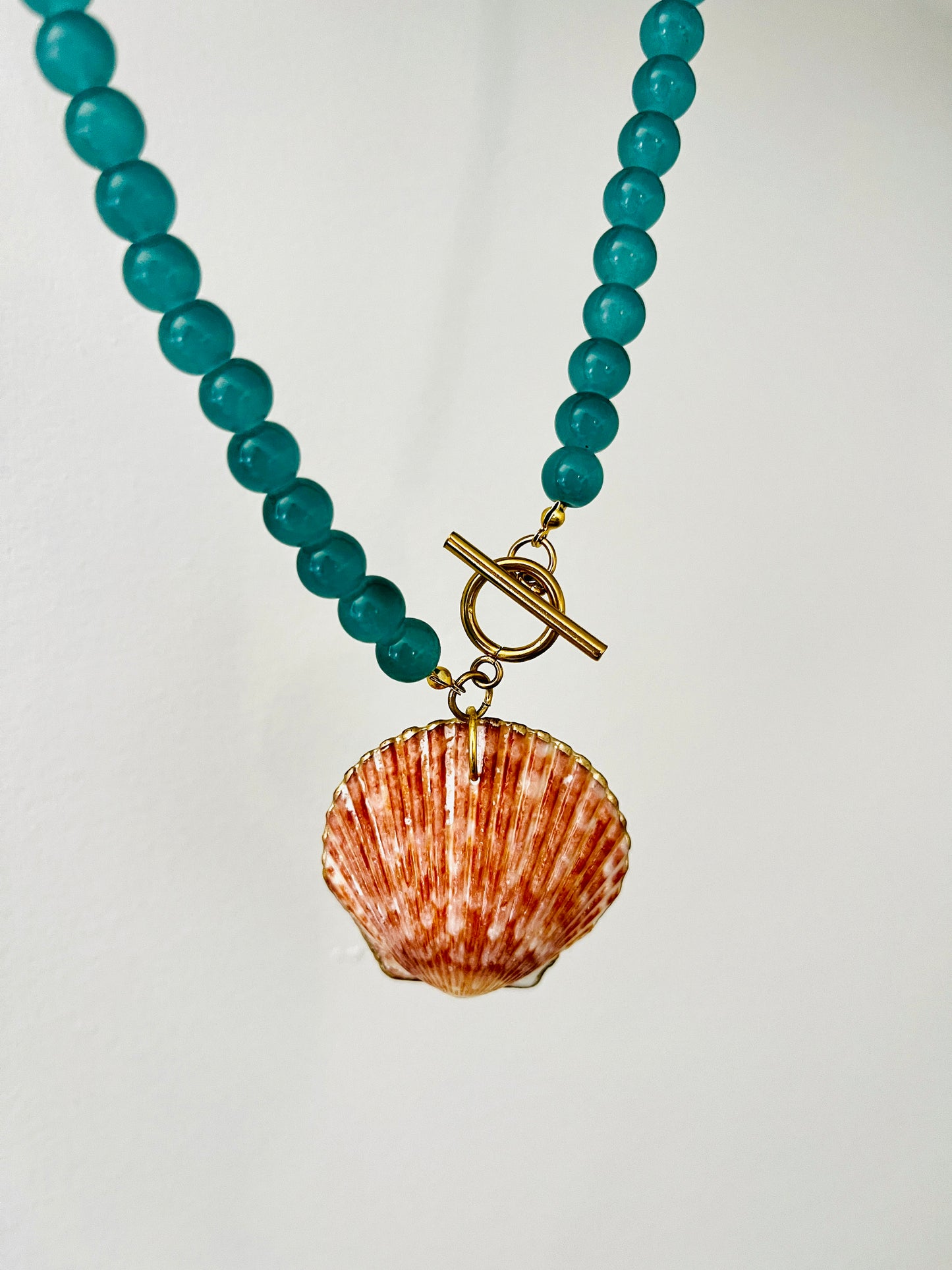 Sanibel Collection: Glass beaded Shell Necklace