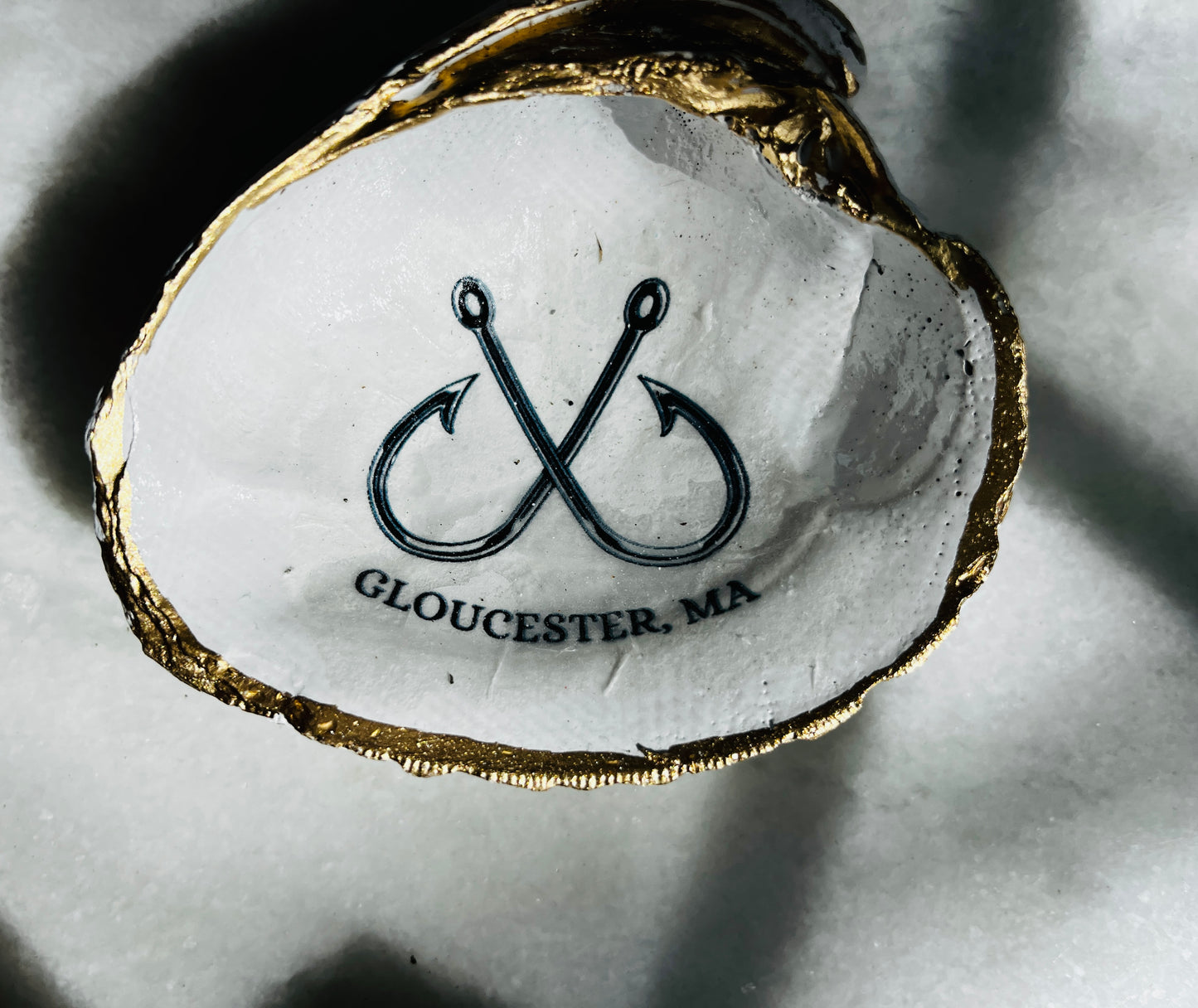 GLOUCESTER Shell Ornament