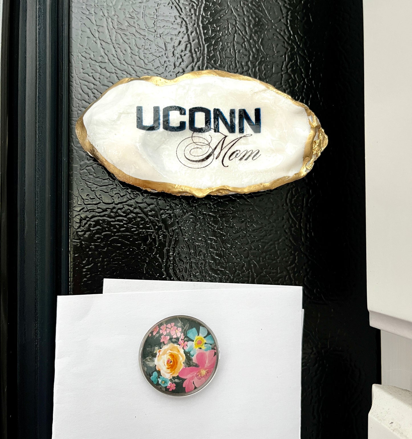 UConn Mom Oyster Shell Magnet