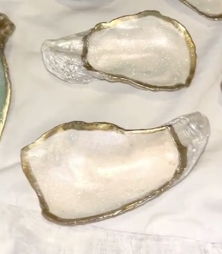 Glitter Oyster Shell Trinket Dish | Gilded Coastal Jewelry Holder